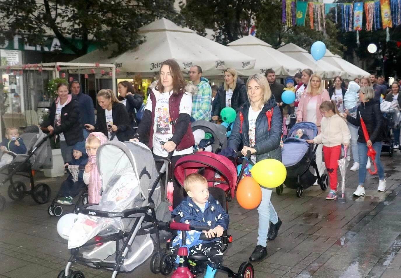 Događaj dana - Karneval beba i trudnica